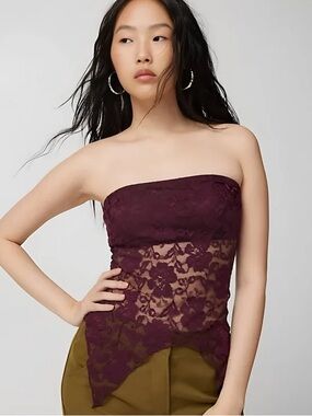 Urban Outfitters Strapless Lace Crop Top in Burgundy